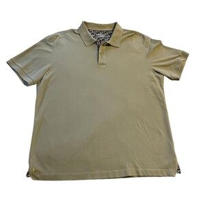 Untuckit polo shirt size M